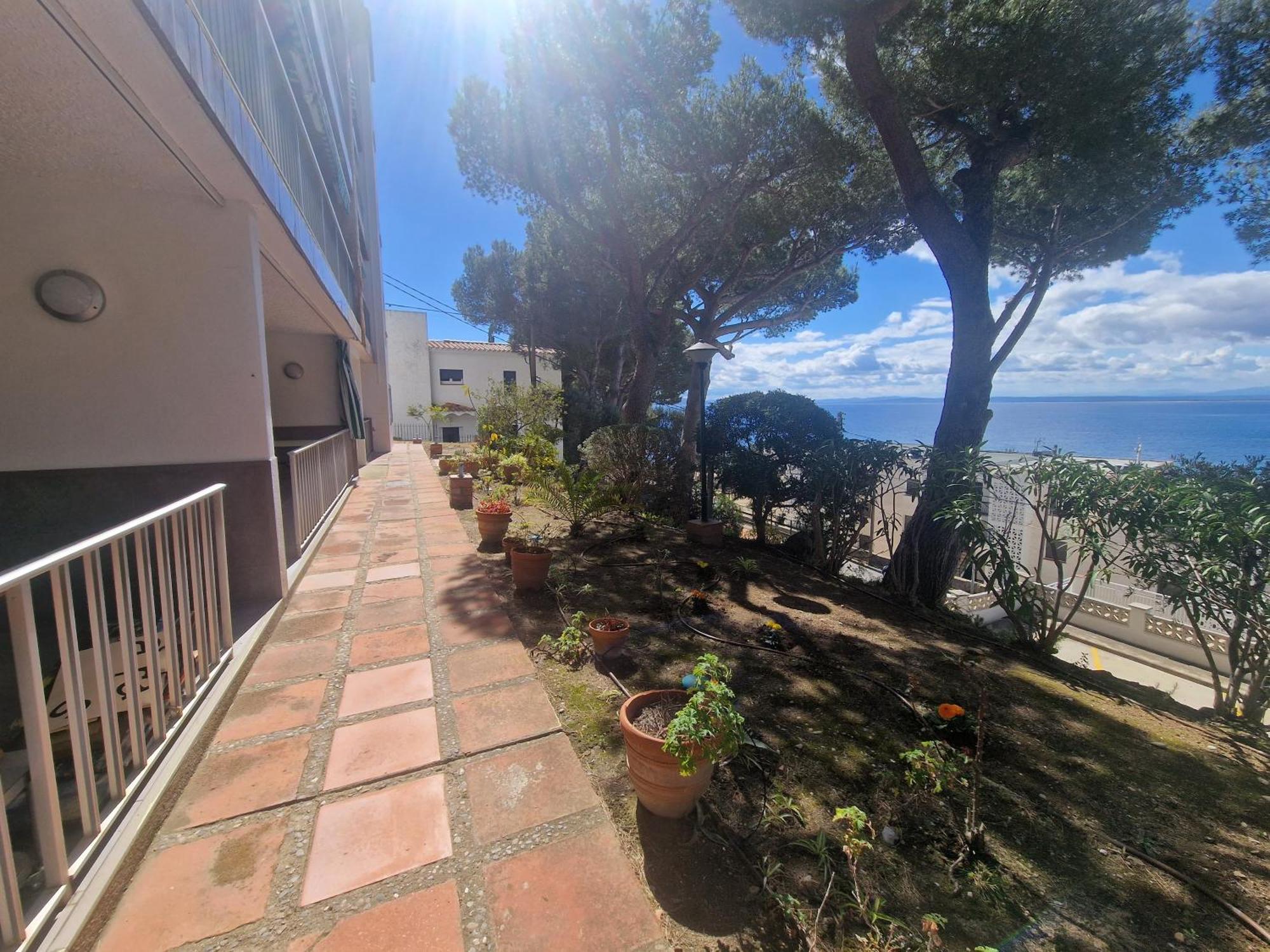 Bernie Appartement Roses Buitenkant foto