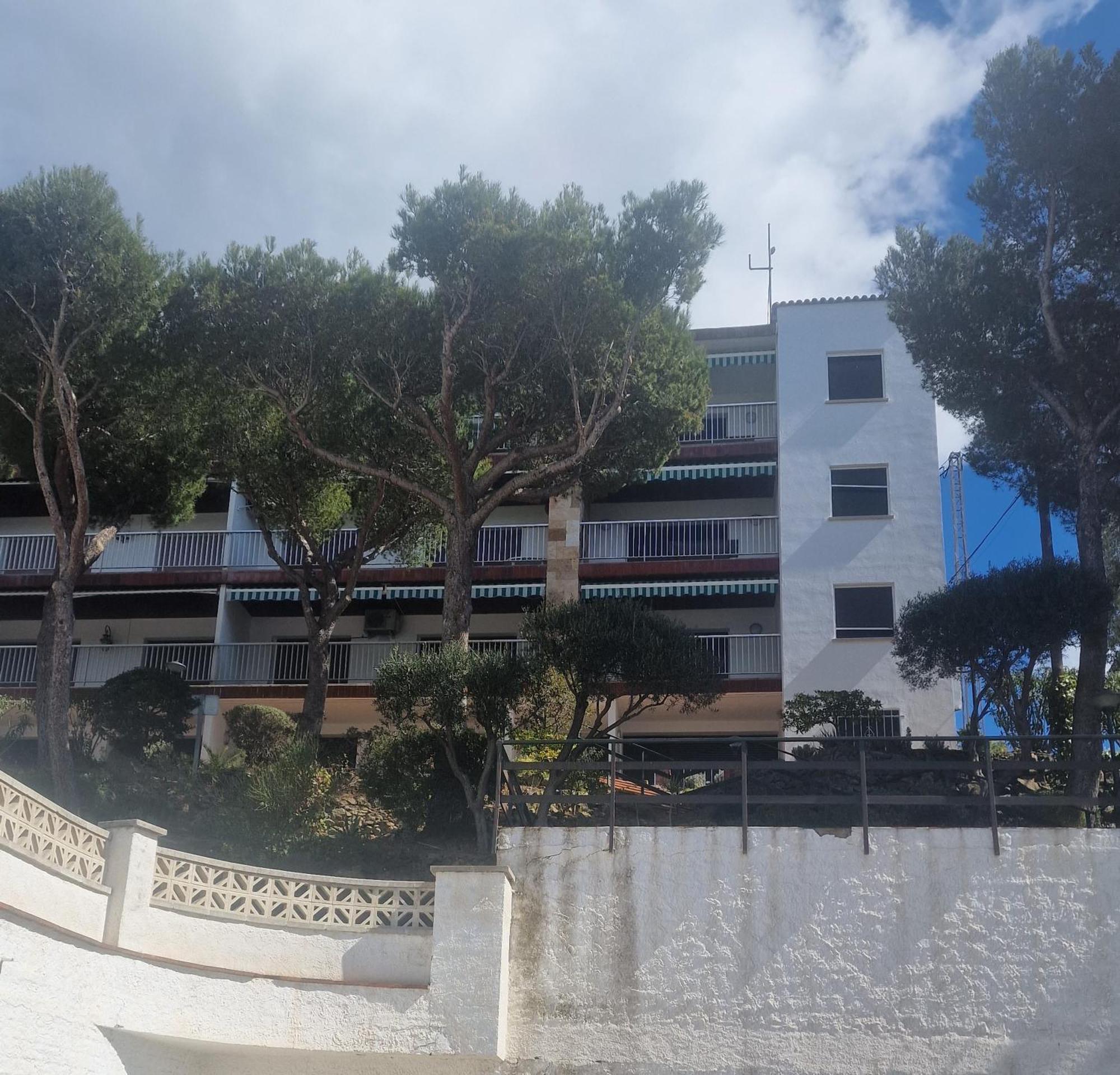 Bernie Appartement Roses Buitenkant foto