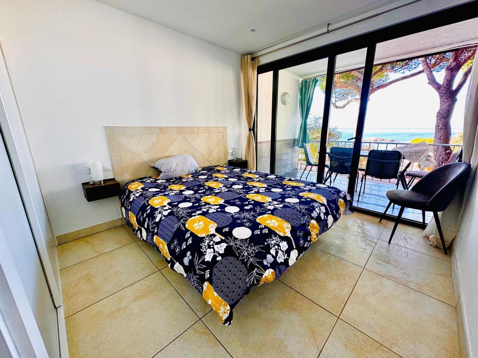 Bernie Appartement Roses Buitenkant foto