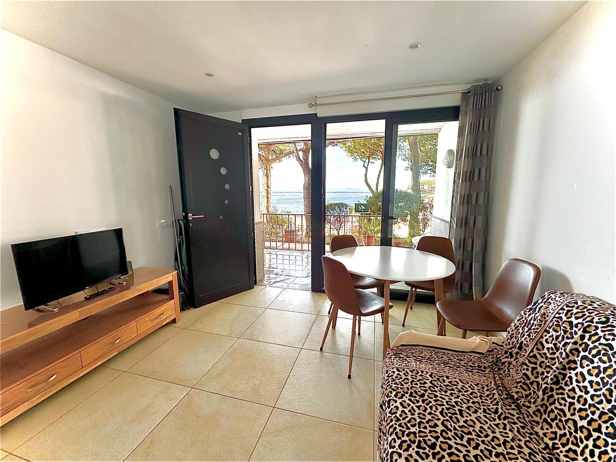 Bernie Appartement Roses Buitenkant foto